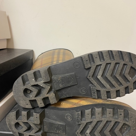 BURBERRY Haymarket Rain Boots Plaid Check Pattern - Picture 6 of 8